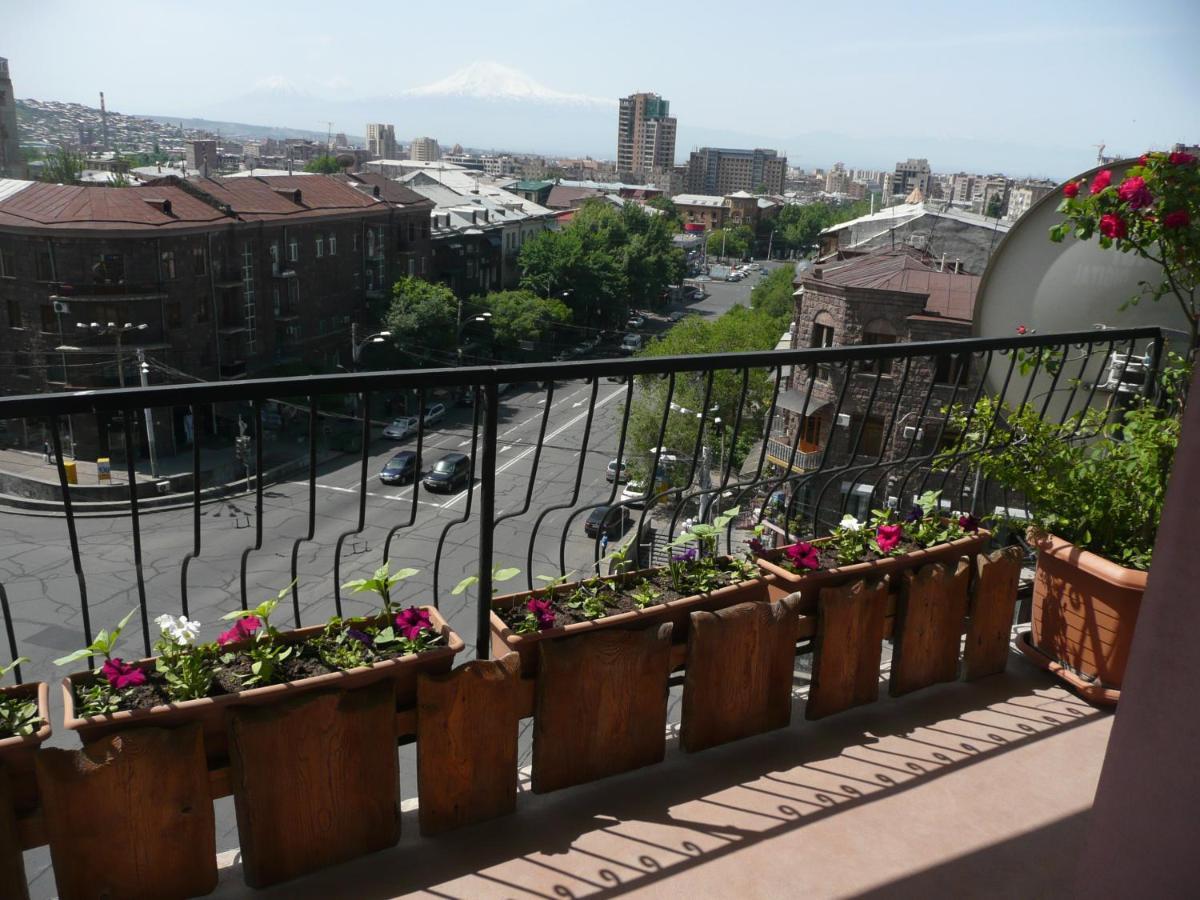 Yerevan-Sky With Terrace Apartment Exterior foto