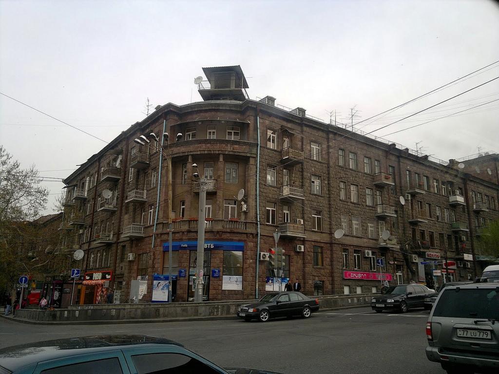 Yerevan-Sky With Terrace Apartment Exterior foto